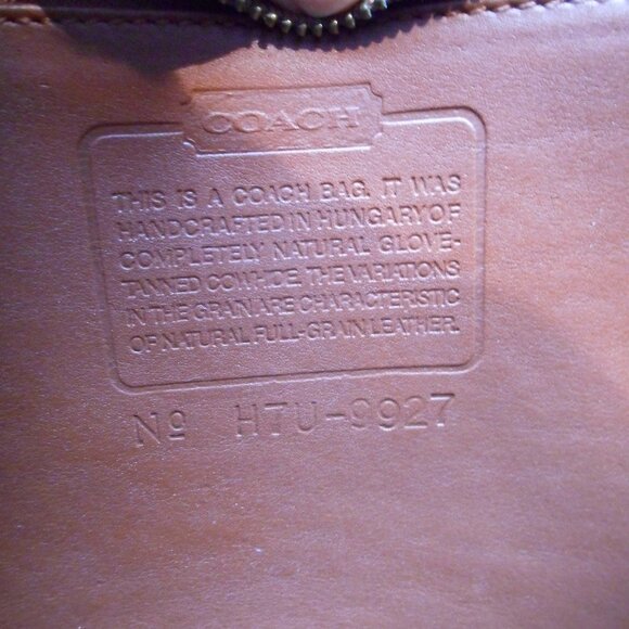 *sold* Vintage Coach Willis Bag 9927, in British Tan - Picture 10 of 10